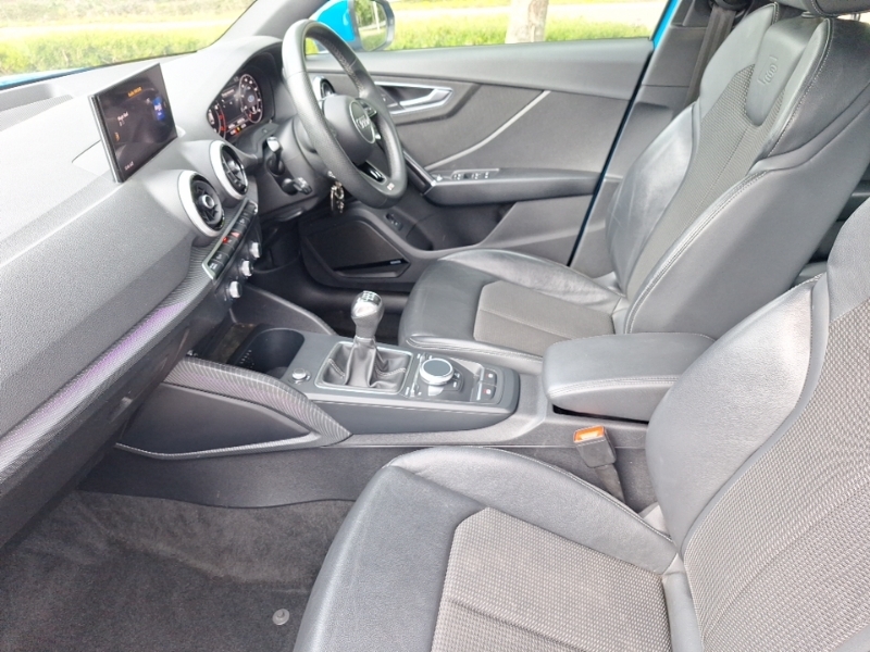 Audi Q2 35 Tfsi S Line SA23UOG Blue #5