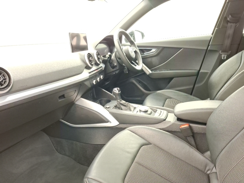 Audi Q2 35 Tfsi S Line S Tronic MW23HAU Black #5