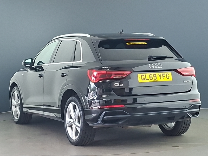 Audi Q3 35 Tdi S Line S Tronic GL69YFG Black #2