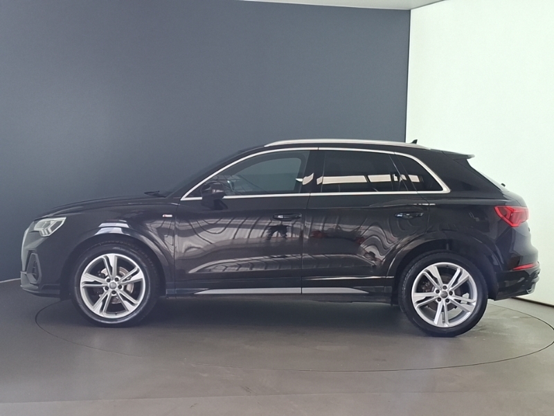 Audi Q3 35 Tdi S Line S Tronic GL69YFG Black #4