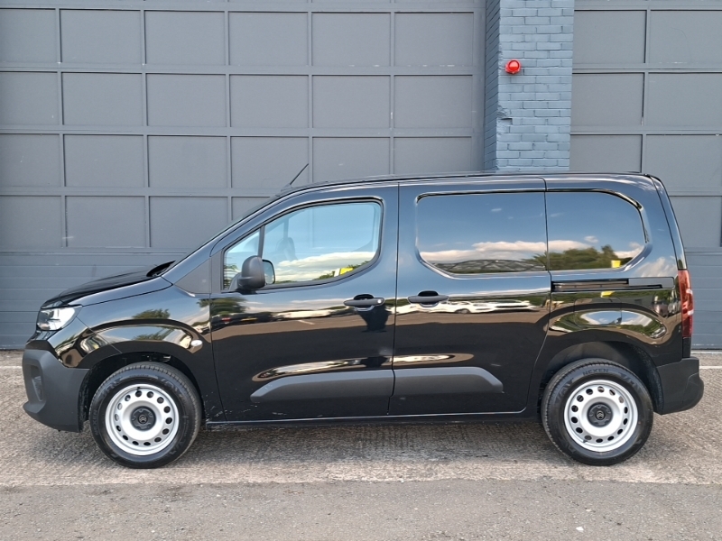 Citroen Berlingo 1.5 D 100Ps Van Enterprise Plus SY26JKV Black #4