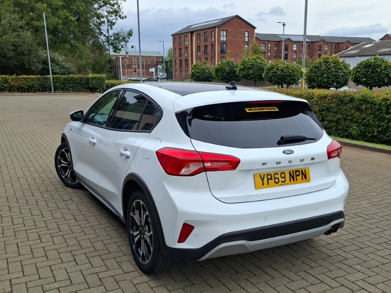Ford Focus 1.0 Ecoboost 125 Active X YP69NPN White #2
