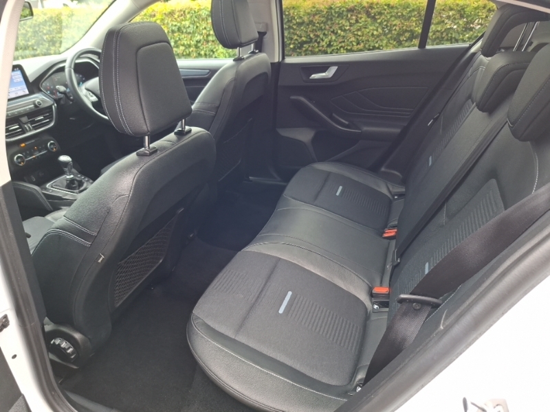 Ford Focus 1.0 Ecoboost 125 Active X YP69NPN White #6