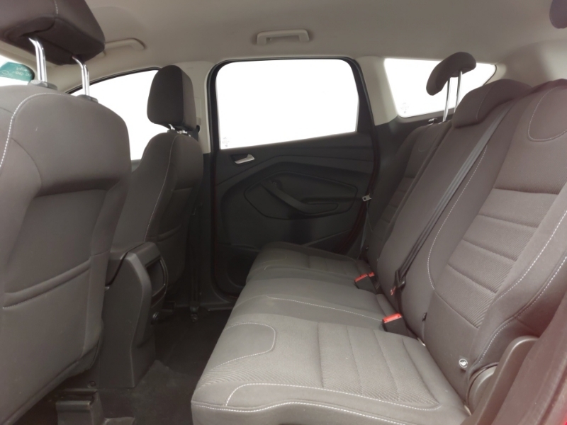 Ford Kuga 1.5 Ecoboost Zetec 2Wd Red #6