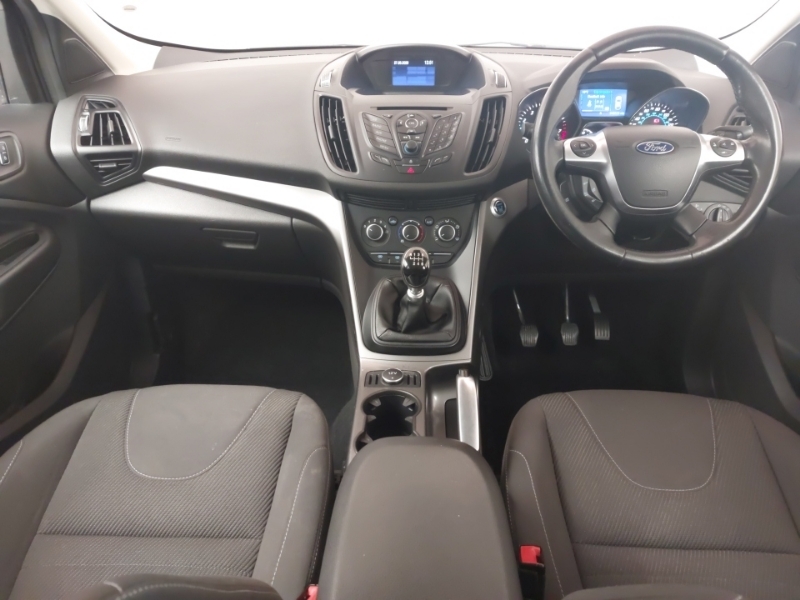 Ford Kuga 1.5 Ecoboost Zetec 2Wd Red #3