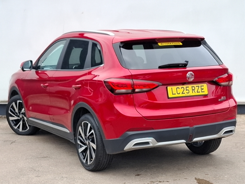 MG ZS 1.5 Hybrid Trophy LC25RZE Red #2