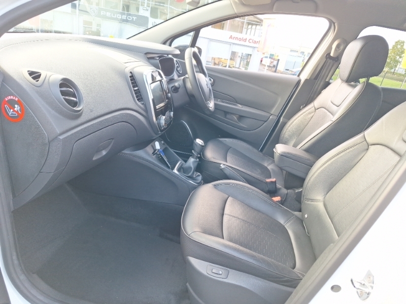 Renault Captur 1.2 Tce 120 Signature X Nav White #5
