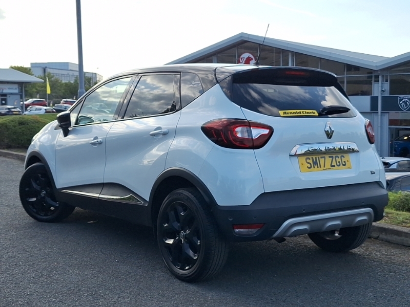 Renault Captur 1.2 Tce 120 Signature X Nav White #2