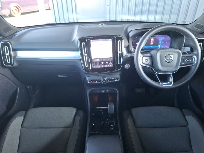 Volvo XC40 2.0 B3p Plus Dark SM23XML Black #3