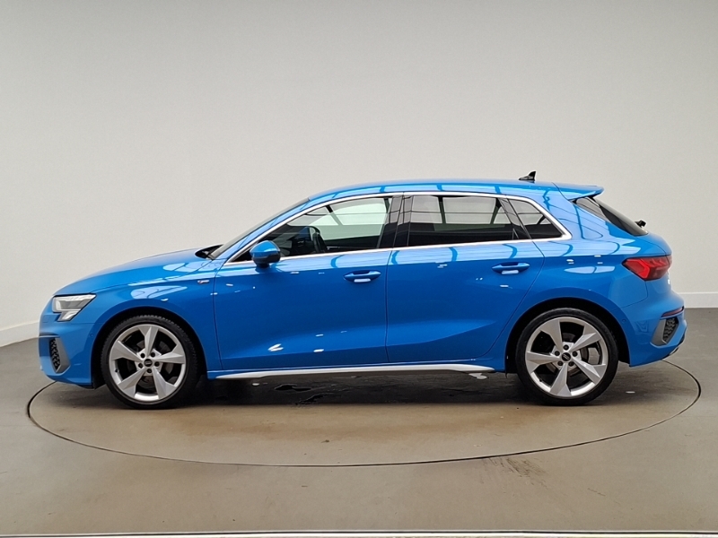 Audi A3 30 Tfsi S Line SC23UUO Blue #4