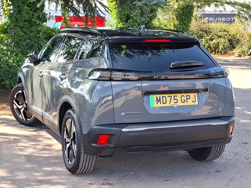 Peugeot e-2008 115Kw Gt 54Kwh Grey #2