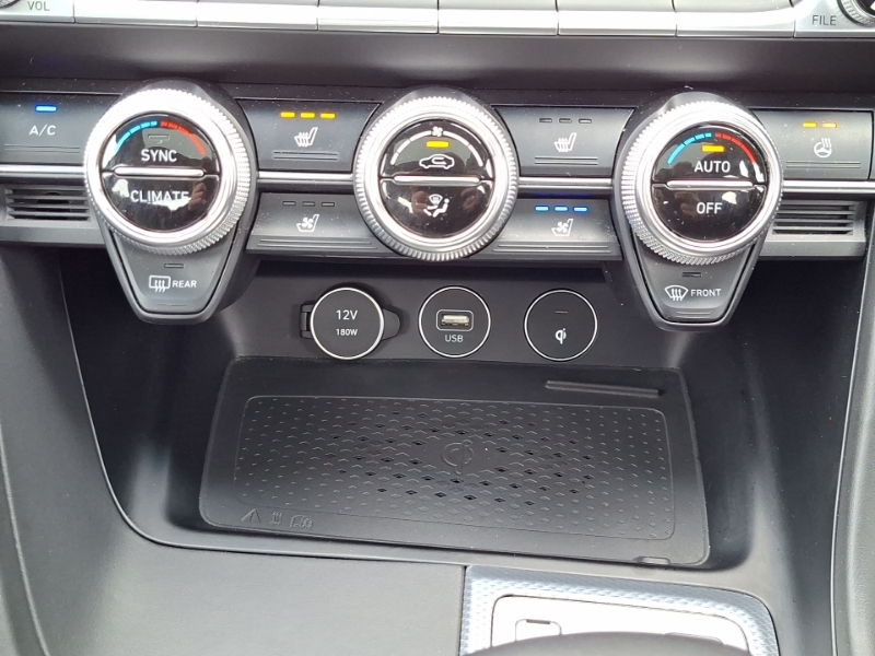 Genesis G70 2.2D Sport Line Red #15