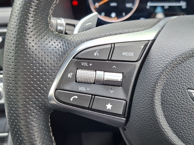 Genesis G70 2.2D Sport Line Red #12
