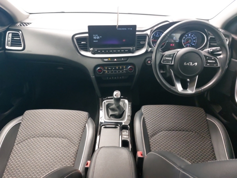 Kia Xceed 1.5T Gdi Isg 138 3 SJ74FRF White #3