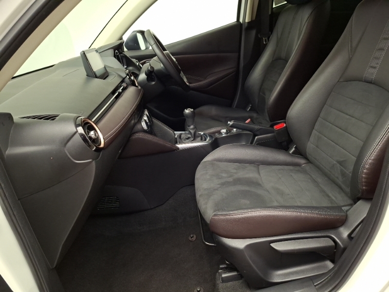 Mazda 2 1.5 115 Gt Sport Nav SN68FJA White #5