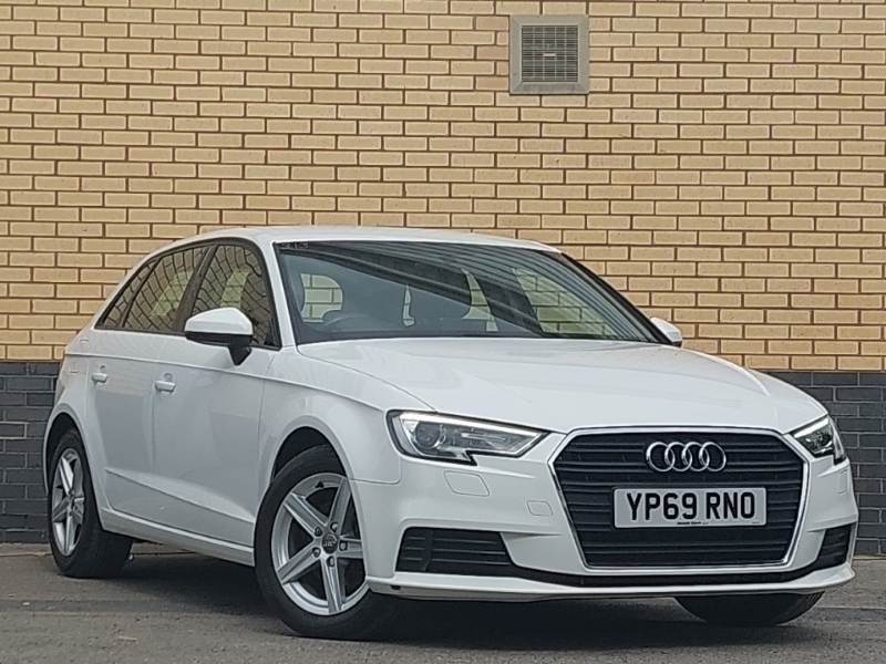 Audi A3 35 Tfsi Se Technik S Tronic YP69RNO White