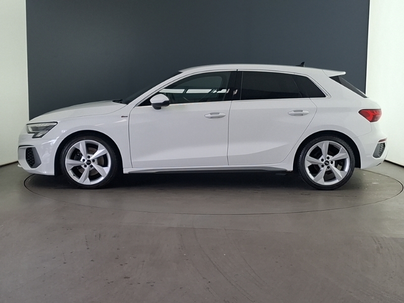 Audi A3 30 Tfsi S Line ND70BCV White #4