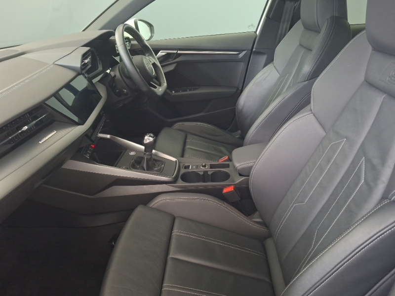 Audi A3 30 Tfsi S Line ND70BCV White #5