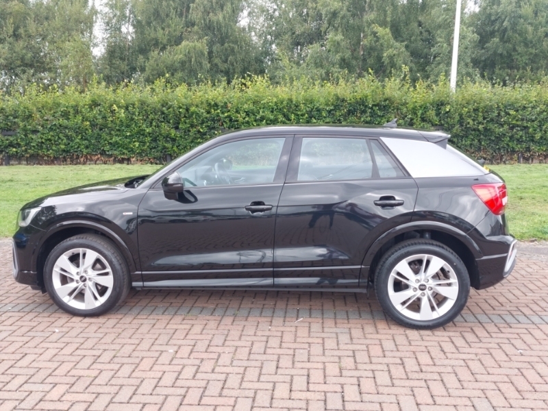 Audi Q2 35 Tfsi S Line S Tronic GD23WGN Black #4