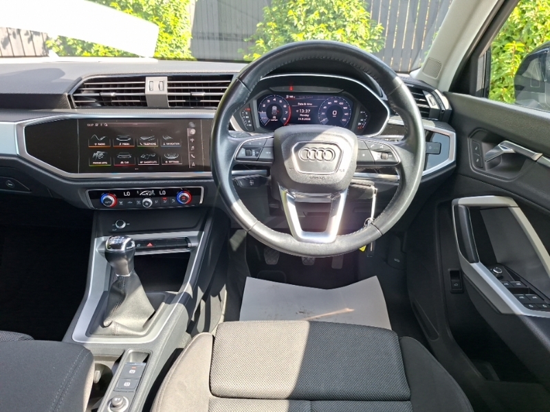 Audi Q3 35 Tfsi Sport NJ69DJF Black #5