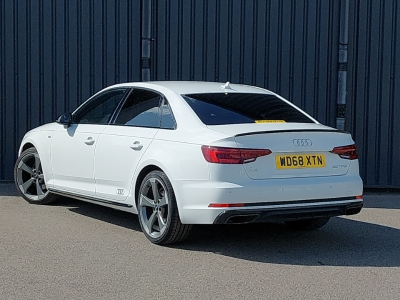 Audi A4 35 Tfsi Black Edition WD68XTN White #2