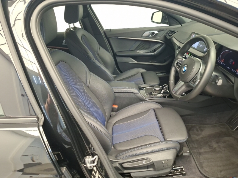BMW 1 Series 118I 136 M Sport Step Black #6