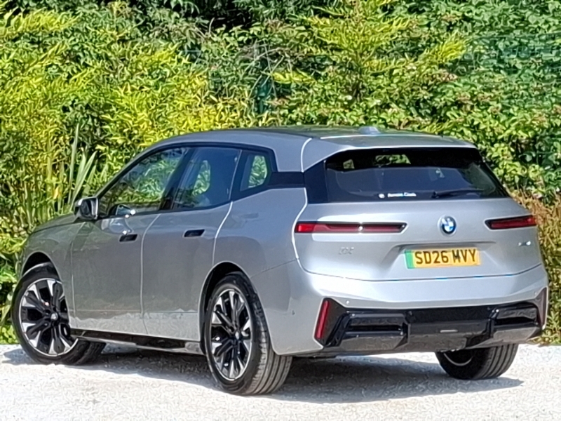 BMW iX 300Kw Xdrive45 M Sport 101Kwh Silver #2