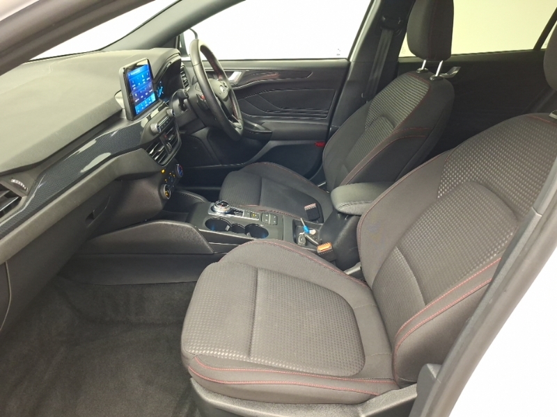 Ford Focus 1.5 Ecoblue 120 St-line Edition SD71GLJ White #5