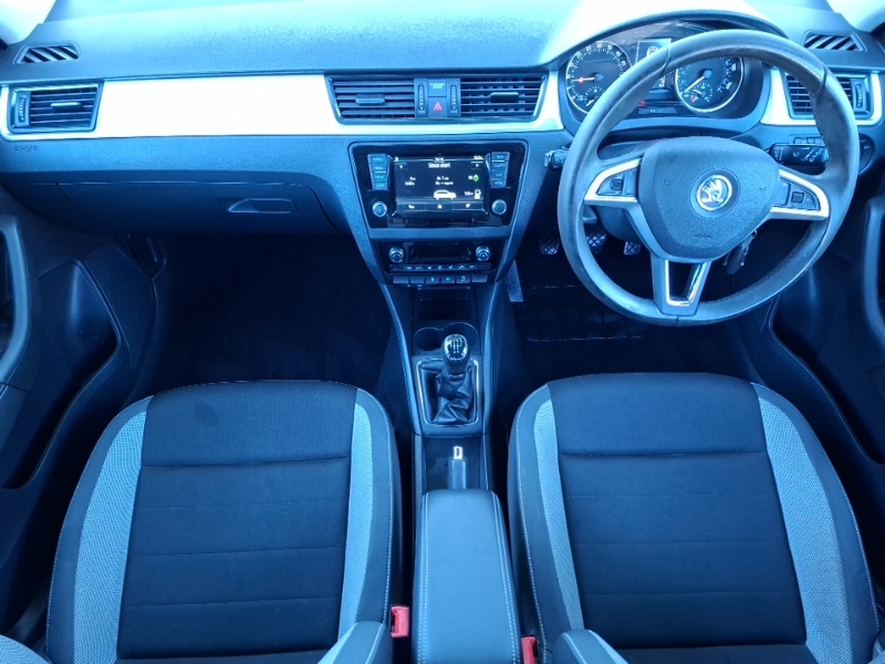 Skoda Rapid Spaceback 1.4 Tdi Cr 90 Se Tech Green #3