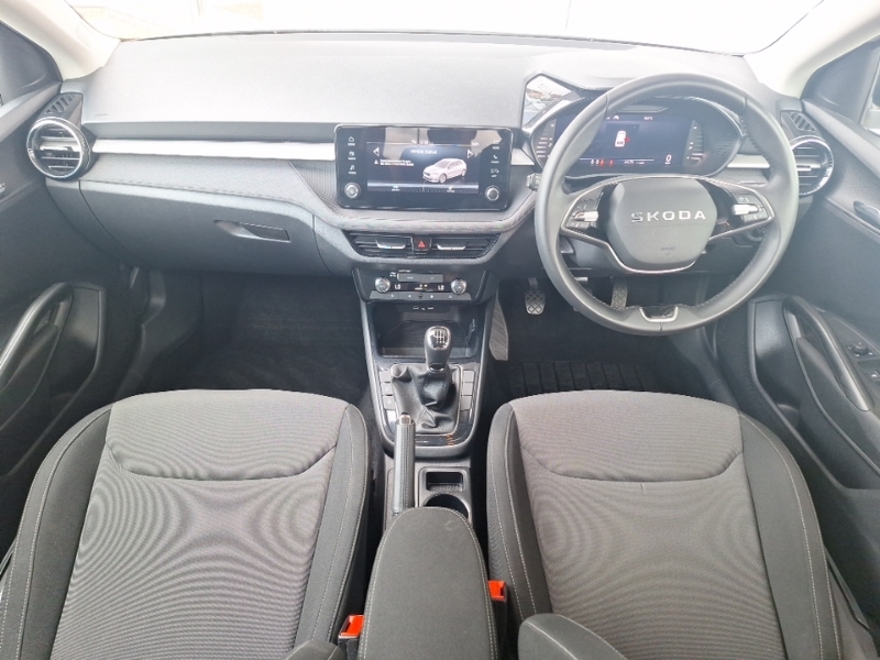 Skoda Fabia 1.0 Tsi 116 Design Edition CF74ORN White #3