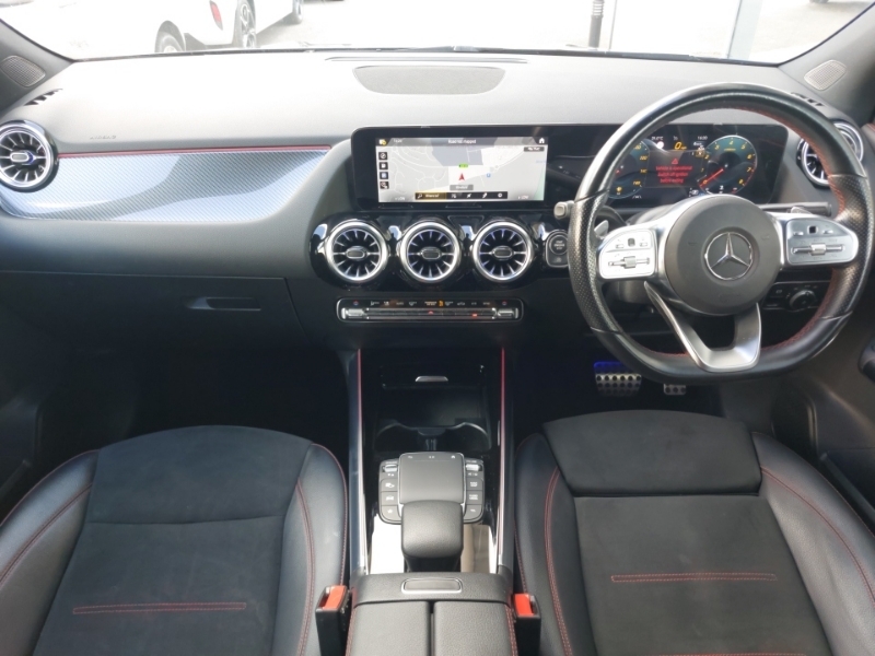 Mercedes-Benz GLA Class Gla 180 Amg Line Executive DK23UVC Blue #3