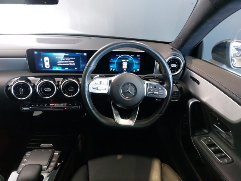 Mercedes-Benz CLA Class Cla 200 Amg Line Tip Black #6