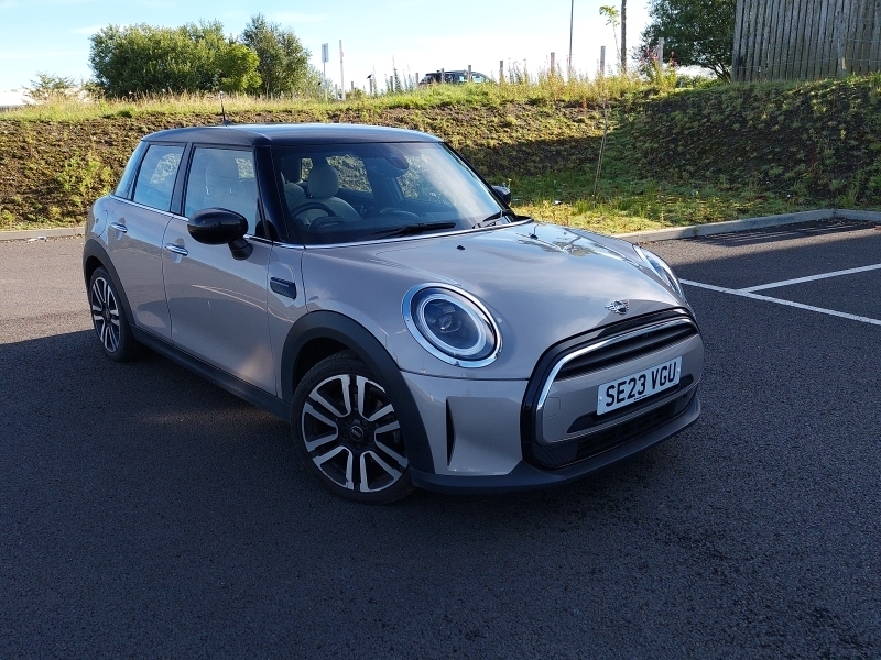 Mini Hatch 1.5 Cooper Exclusive Premium SE23VGU Grey