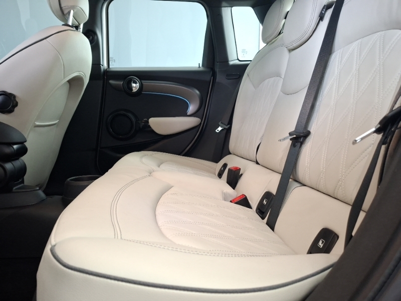 Mini Hatch 1.5 Cooper Exclusive Premium SE23VGU Grey #6