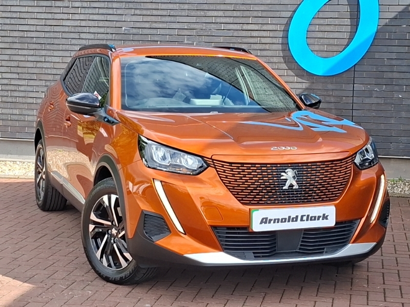 Peugeot e-2008 100Kw Allure Premium 50Kwh Orange