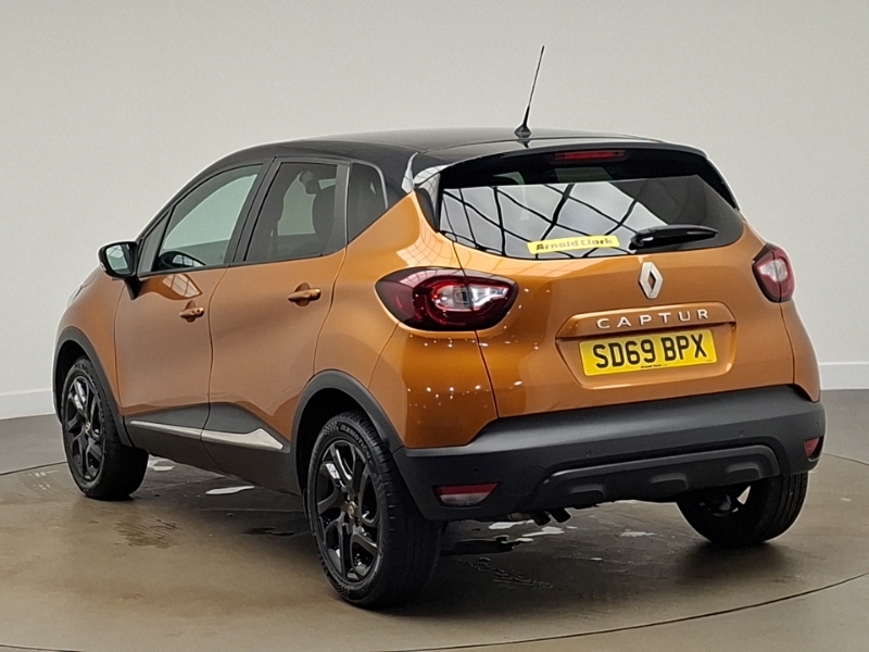 Renault Captur 1.3 Tce 130 Iconic SD69BPX Orange #2