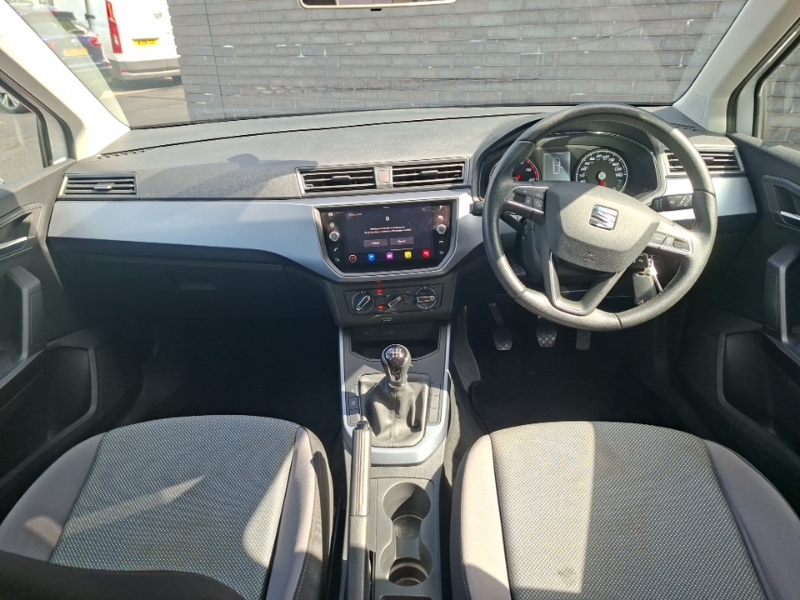 Seat Arona 1.0 Tsi Se Technology Ez YC21CYU White #3