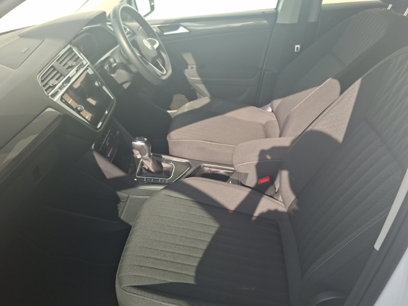 Volkswagen Tiguan Allspace 1.5 Tsi Life Dsg White #5