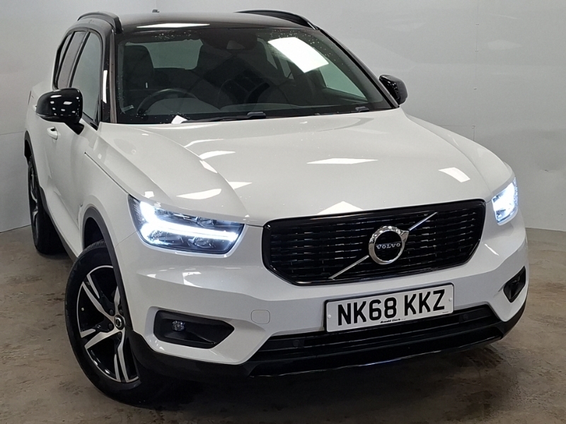 Volvo XC40 1.5 T3 R Design White
