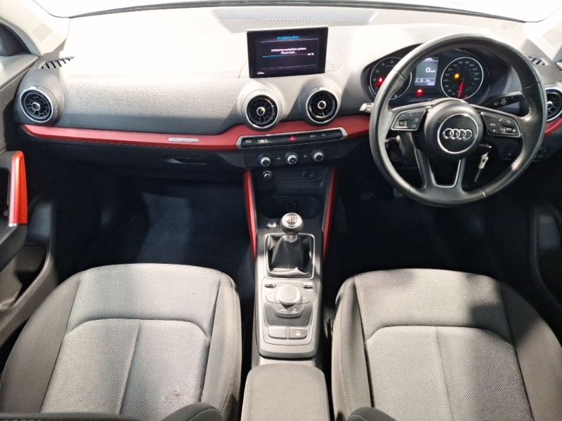 Audi Q2 1.0 Tfsi Sport RE67FFL Black #3