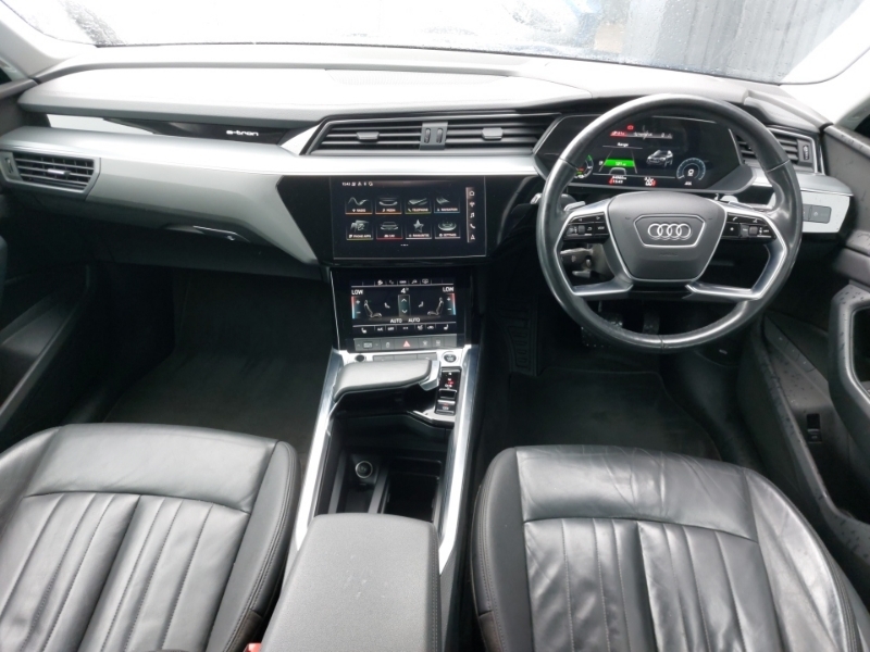 Audi E-tron 230Kw 50 Quattro 71Kwh Technik Blue #3