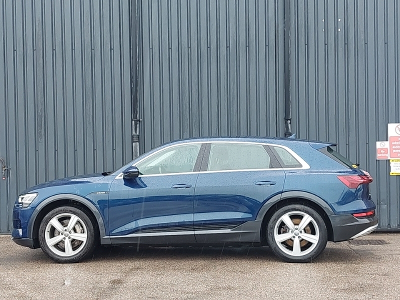 Audi E-tron 230Kw 50 Quattro 71Kwh Technik Blue #4