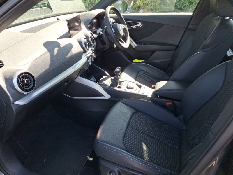 Audi Q2 35 Tfsi S Line MK23FJE Grey #5