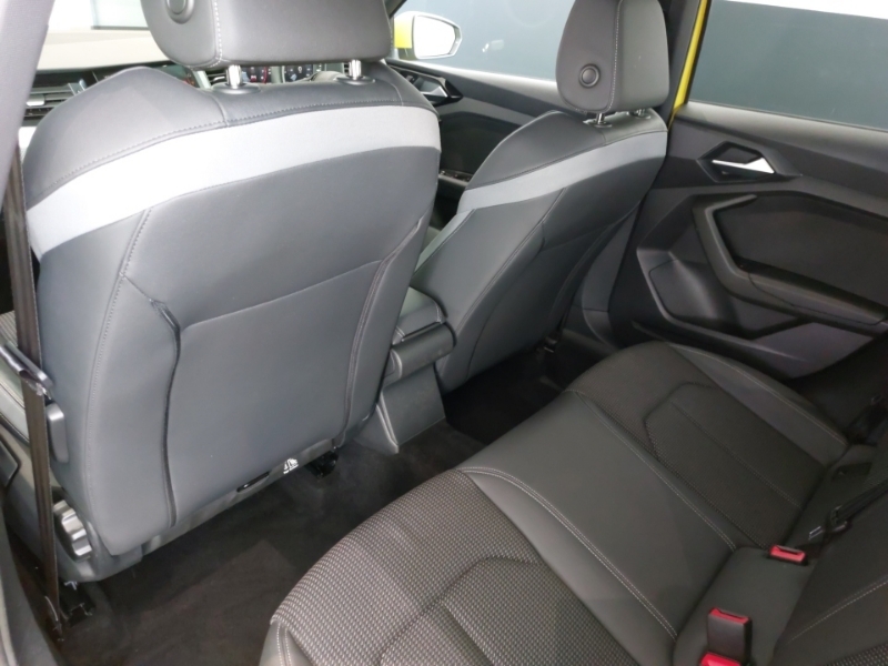 Audi A1 30 Tfsi 110 S Line S Tronic YC72LYT Yellow #6