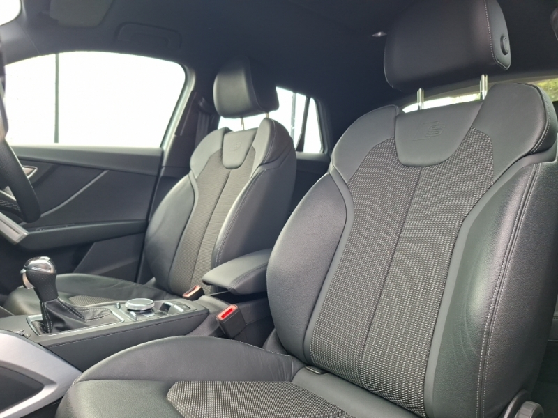 Audi Q2 35 Tfsi S Line S Tronic SW23HDY Grey #5