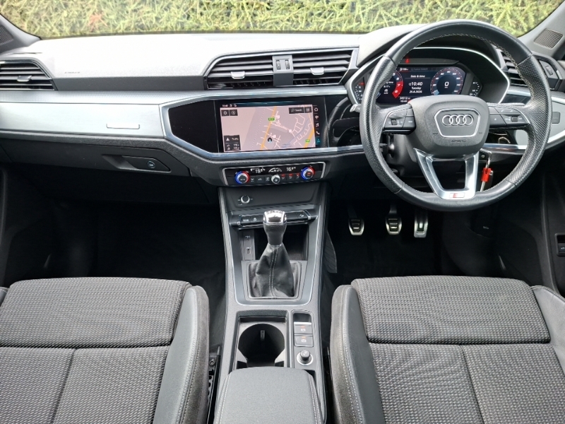 Audi Q3 35 Tfsi S Line DE21GXO Grey #3