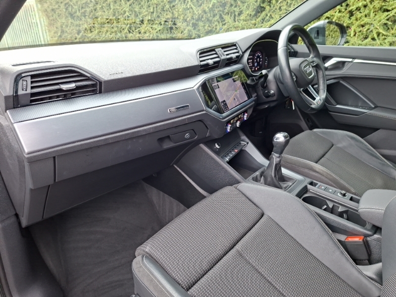 Audi Q3 35 Tfsi S Line DE21GXO Grey #5