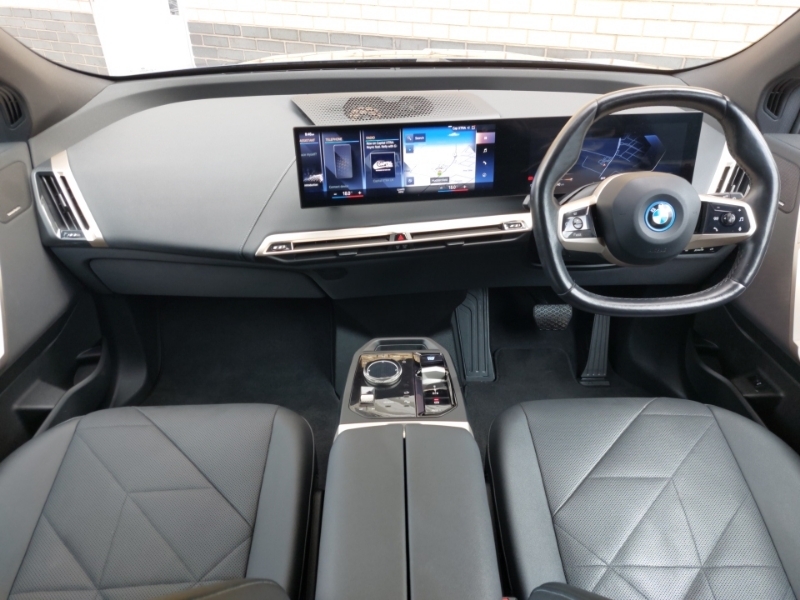 BMW iX 240Kw Xdrive40 M Sport 76.6Kwh Blue #3