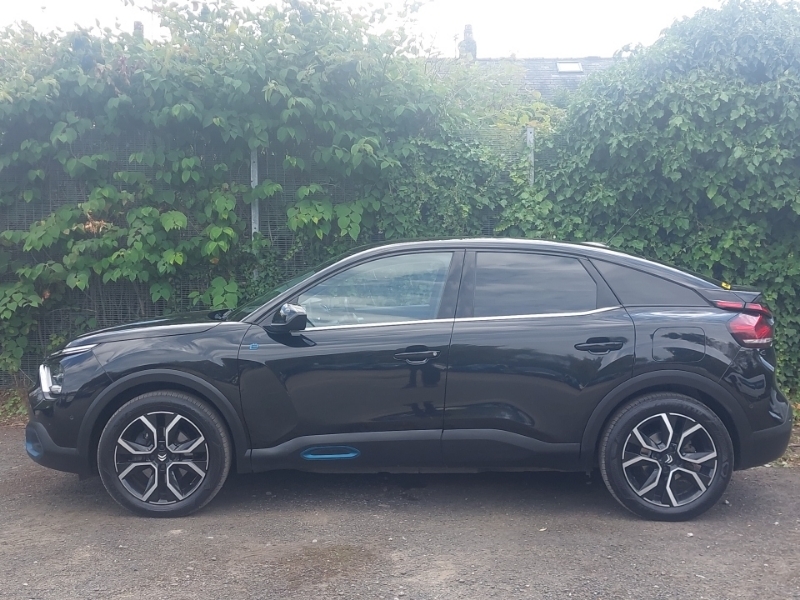 Citroen e-C4 100Kw Shine Plus 50Kwh Black #4