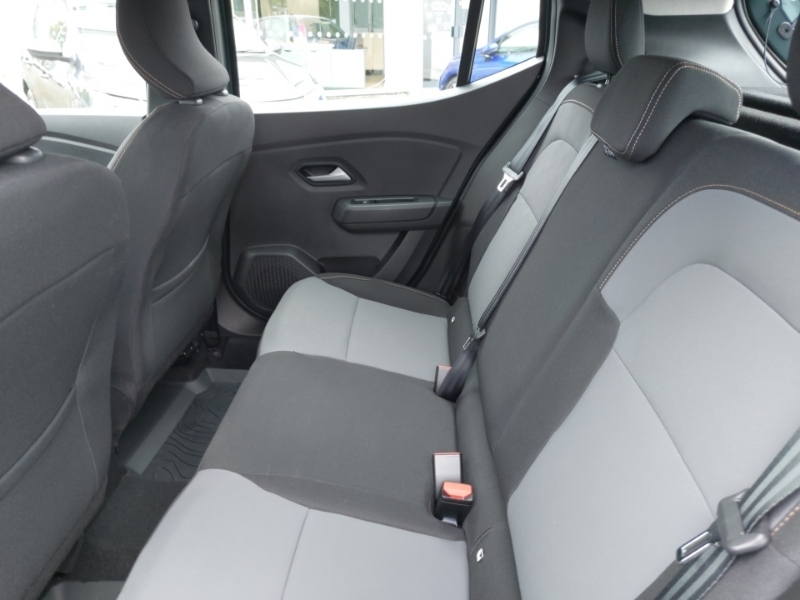 Dacia Sandero Stepway 1.0 Tce Extreme SK74VNT Green #6